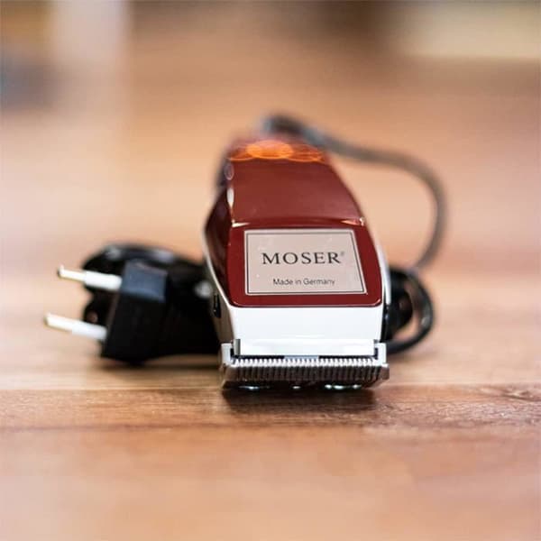 Hårklippare - Moser - Professionell - Kraftfull motor - Klippguide 1mm - Multiclick
