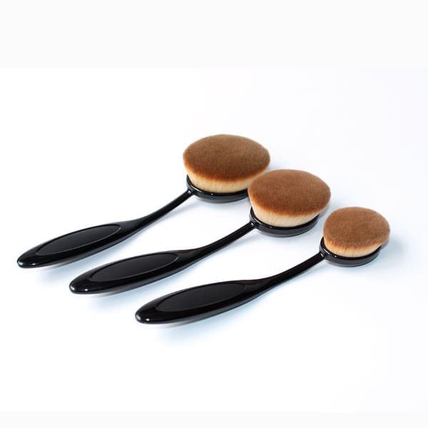 Oval makeup brushes 10 pcs. black