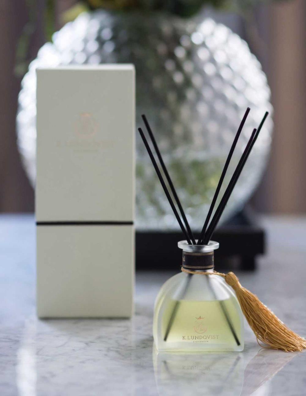 K.Lundqvist Stockholm Doftpinnar Oud