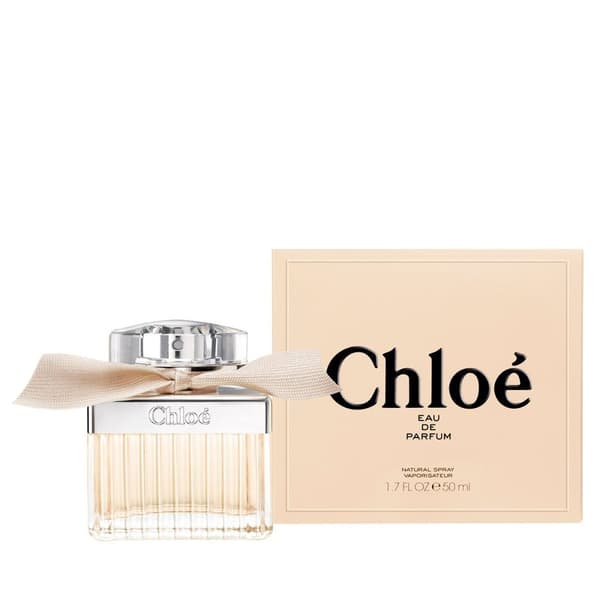Chloe Parfym 50ml, Feminin och tidlös doft för en utstrålande närvaro. Idealisk för den stilmedvetna kvinnan som söker en elegant signaturdoft.