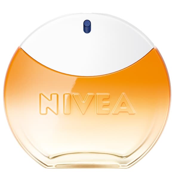Nivea Solvatten 30ml: Återfuktande och skyddande ansiktskräm för daglig användning. Unik formula för mjukare och fräschare hud.
