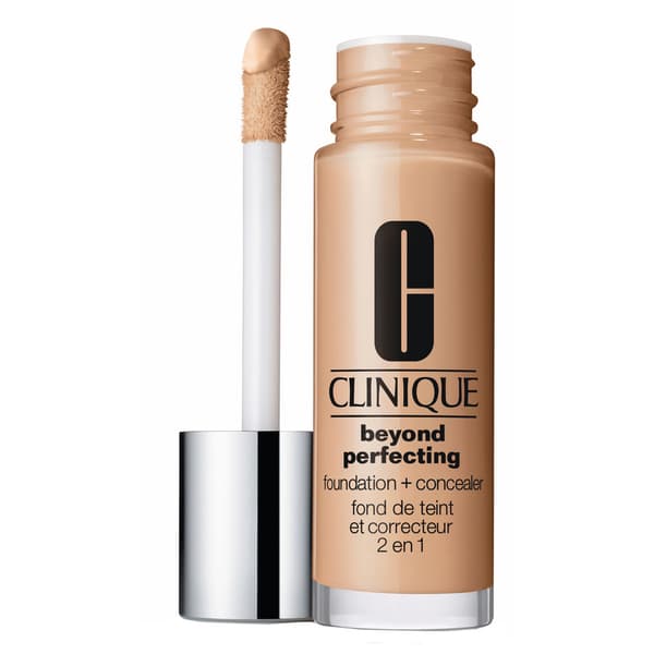 Clinique Beyond Perfecting Foundation og Concealer 2i1 07 Cream Chamois, 30ml