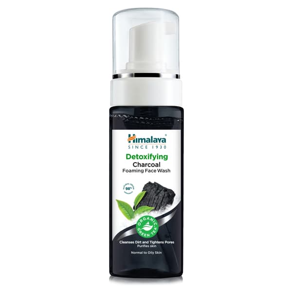 Himalaya Detox Skummande Ansiktsrengöring med Aktivt Kol, 150 ml