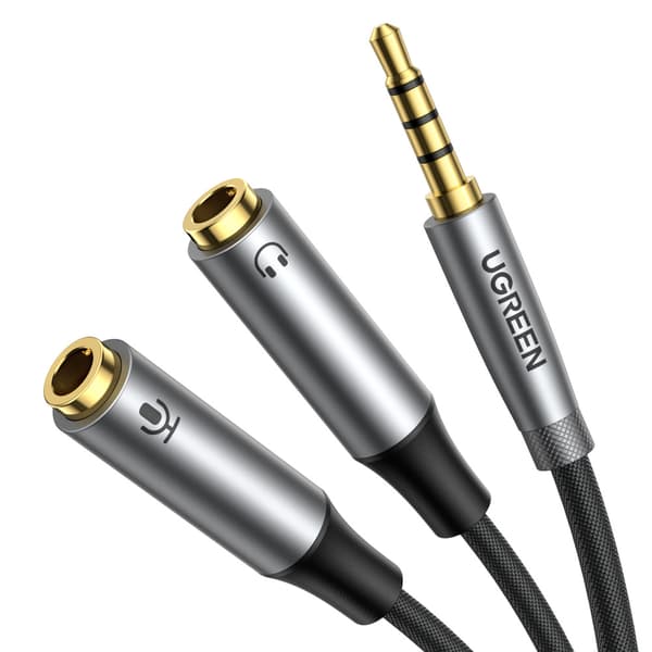Ugreen AUX Splitter til Hovedtelefoner og Mikrofon 3,5 mm Han til 2 x 3,5 mm Hun 20 cm Sort (AV192 50254)