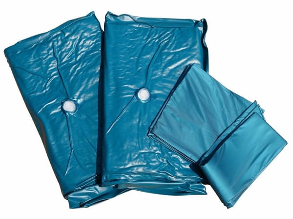 Vesisängyn patjasetti 200 x 140 x 20 cm jalusta 2 hoitoaine 2 lämmitin päällinen runko patja