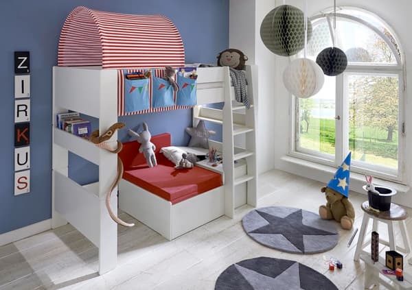 Molly Kids sengelommer sirkus tema til barnesenger.
