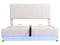 Miniatyrbild 5 av 8: Boxsäng i läderimitation med LED + lamellbotten + justerbar huvudgavel - Vit