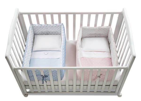 Italbaby - Italbaby721.0081-03 - Gemmy Pois Reducteur de lit baby, Ljusblå/Rosa, Flerfärgad, One Size