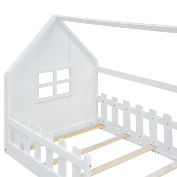 Loftsäng för barn 90x200 cm - i form av ett hus - tillverkad av furu och MDF - vit