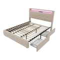 Miniatyrbillede 9 af 11: Dobbeltseng 140x200 cm med USB-sengegavl, LED-belysning, udtræksseng og 2 opbevaringsbokse – Beige fløjlssengestel med lamelbund i træ