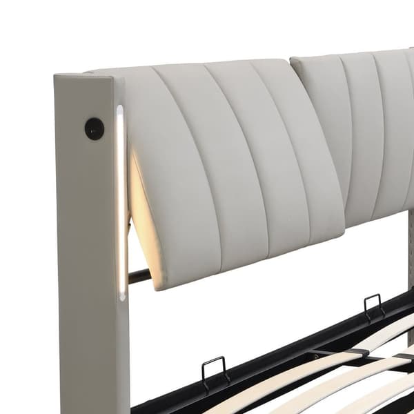 Polstret seng 140 x 190 cm - med USB-port til opladning - med LED-belysning - justerbar sengegavl - PU - grå (madras medfølger ikke)