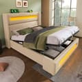 Miniatyrbillede 3 af 11: Dobbeltseng 180x200 cm med LED-belysning – Beige stofseng med hydraulisk opbevaring, USB Type-C opladning og lamelbund