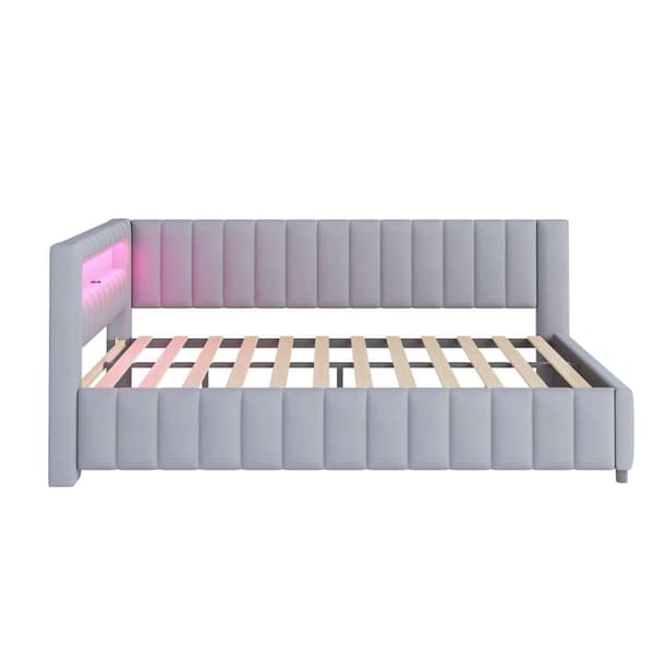 Polstersäng 140x200 i sammet – bäddsoffa med LED-belysning, USB-laddare, ryggstöd, huvudgavel och stabil ram - Grå