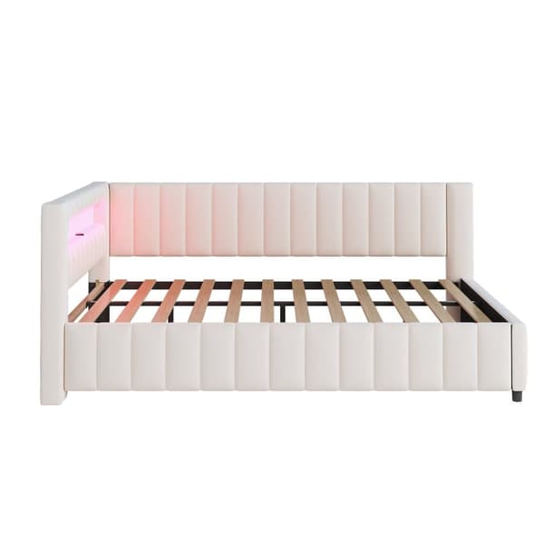 Polstersäng 140x200 i sammet – bäddsoffa med LED-belysning, USB-laddare, ryggstöd, huvudgavel och stabil ram - Beige
