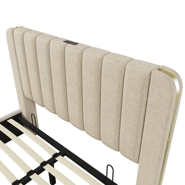 Sänky 140x200 - pehmustettu sängynpääty kultaisilla yksityiskohdilla, USB-C-lataus, hydraulinen säilytys - beige liinavaatteet patjalla