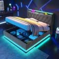 Pikkukuva 3 / 11: Sänky 160x200 - 360° LED sovelluksella/kaukosäätimellä, USB-C-lataus, hydraulinen säilytys, harmaat liinavaatteet, patjalla
