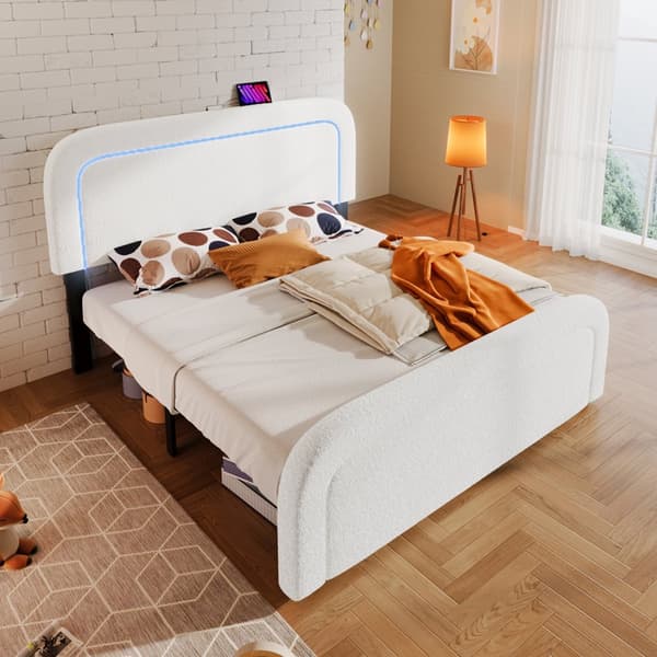 Polstret seng 140x200 med LED, USB-C opladning og justerbar sengegavl – Dobbeltseng med trælameller, sherpa hvid, inkl. madras