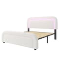 Miniatyrbillede 9 af 11: Polstret seng 140x200 med LED, USB-C opladning og justerbar sengegavl – Dobbeltseng med trælameller, sherpa hvid, inkl. madras