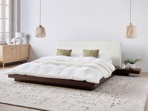 Vesisänky tumma MDF-levy 160 x 200 cm tarvikkeilla yöpöydät valkoinen keinonahka sängynpääty matala moderni tyyli