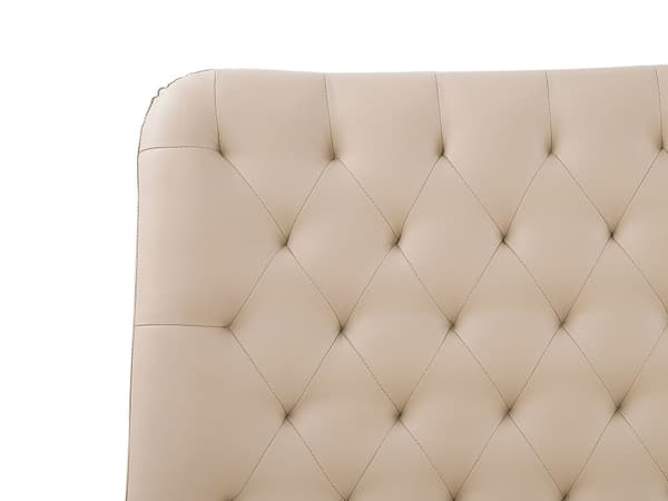 Sänky beige keinonahka verhoilu 180 x 200 cm napitettu sängynpääty moderni tyyli