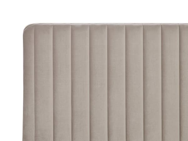 Beige grå velourpolstret seng 160 x 200 cm quiltet hovedgærde metalben moderne design