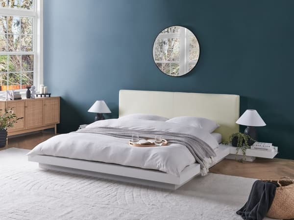 Vattensäng med Sängbord Konstläder Vit 160 x 200 cm King Size Låg Profil Japandi Sovrum