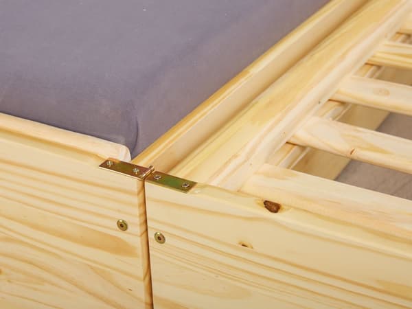 Lotved seng 90x200 cm, 3 sovepladser natur.