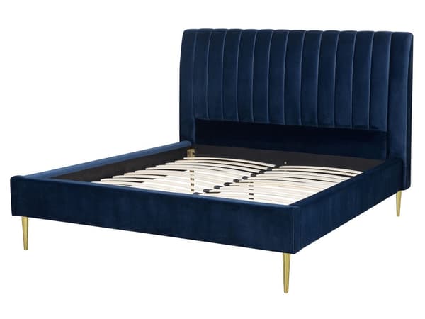 Marineblå seng med ramme polstret i fløyel med gylne ben 160 x 200 cm høy sengegavl i retrodesign