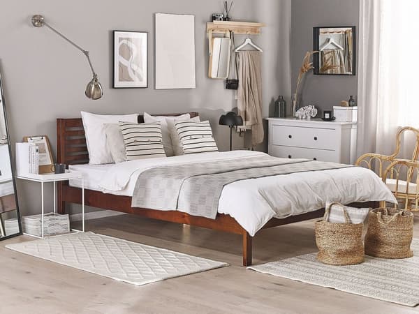 Seng i Mørkt Tre med Sengegavl 160 x 200 cm i Rustikk Design