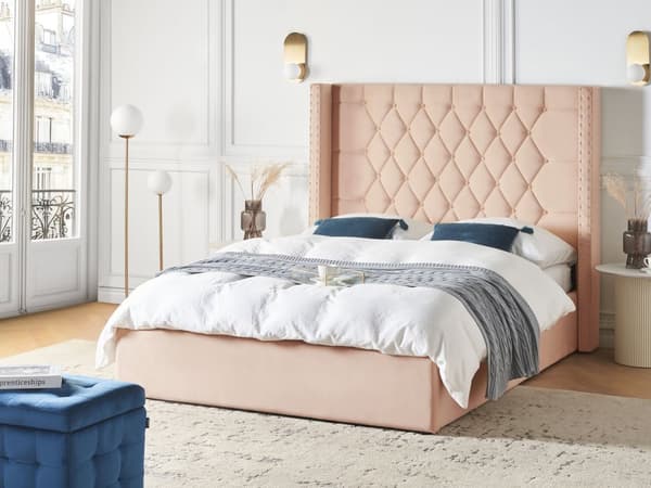 Parisänky beige sametti verhoiltu 140 x 200 cm sälepohja säilytystila napitettu verhoilunaulat retro tyyli