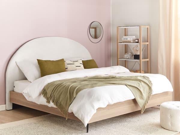 Seng med ramme hvid 180 x 200 cm polstret hovedgærde sorte metalben moderne stil