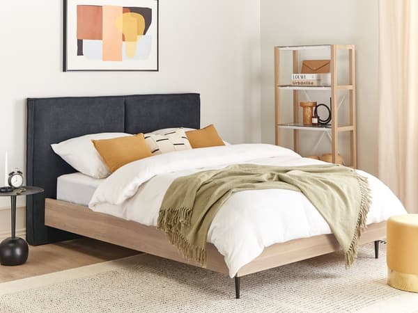 Sängram Mörkgrått tyg Dubbelstorlek 140 x 200 cm Klädd sänggavel MDF-ram Metallben Träspaltbotten Modern stil Sovrum