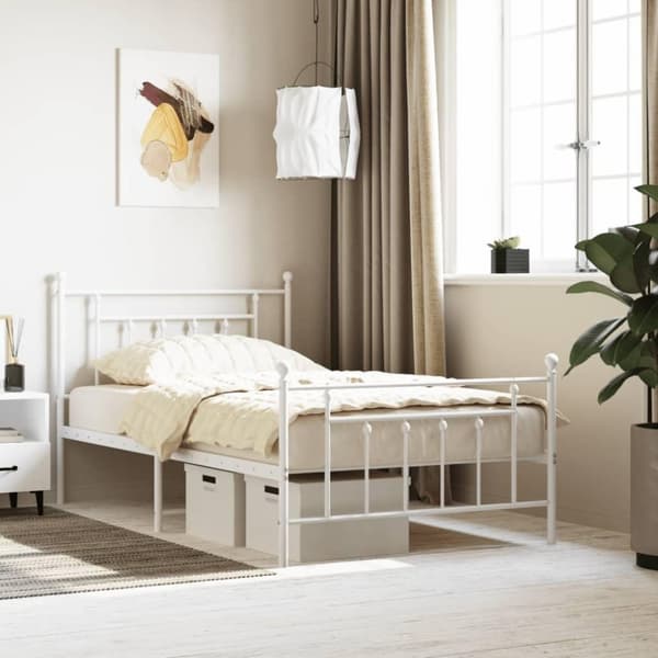 vidaXL Sengeramme i metall med hode- og fotgavl hvit 107x203 cm