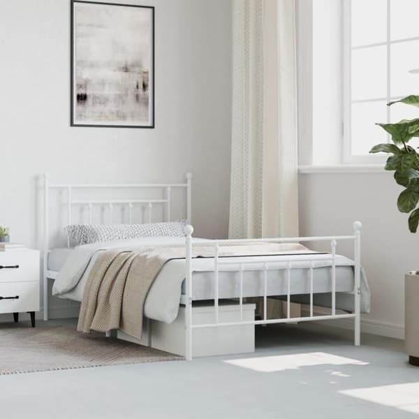 vidaXL Sengeramme i metall med hode- og fotgavl hvit 107x203 cm