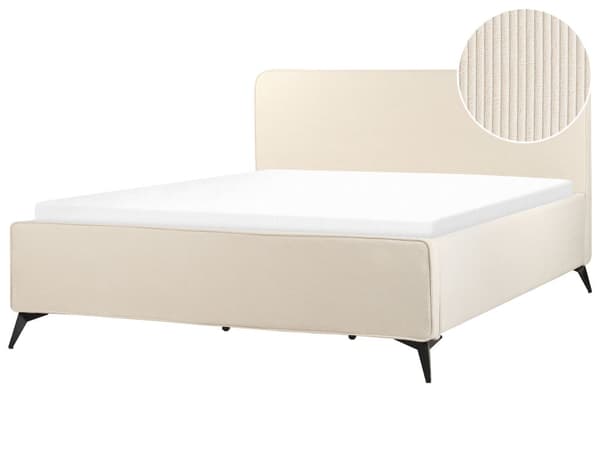 Seng med ramme beige fløjlspolstret 180 x 200 cm hovedgærde sorte metalben klassisk look til soveværelset