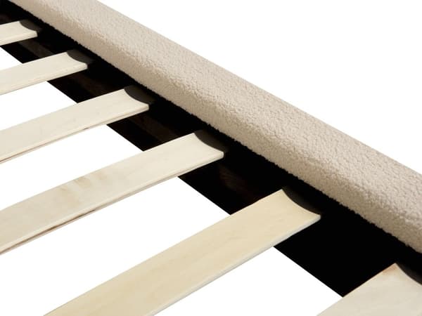 Seng Beige Boucle 140 x 200 cm Moderne Trekvart Seng Polstret Halvandenmandsseng Lav Sengeramme Minimalistisk Design