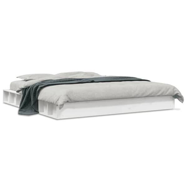 vidaXL Sengeramme med madrass hvit 200x200 cm heltre furu