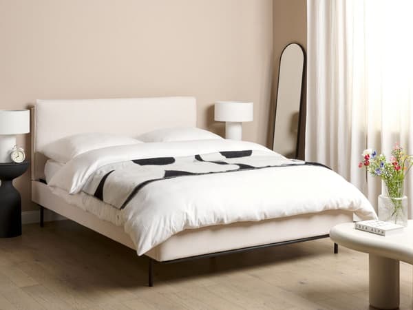 Sänky kerman beige polyesteri kangas verhoilu 140 x 200 cm säleillä moderni tyyli