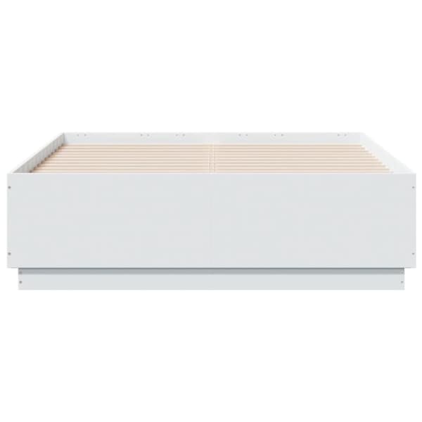 vidaXL Sengeramme med LED-lys hvit 135x190 cm konstruert tre