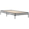 Pikkukuva 1 / 9: vidaXL Sängynrunko harmaa Sonoma 75x190 cm tekninen puu ja metalli