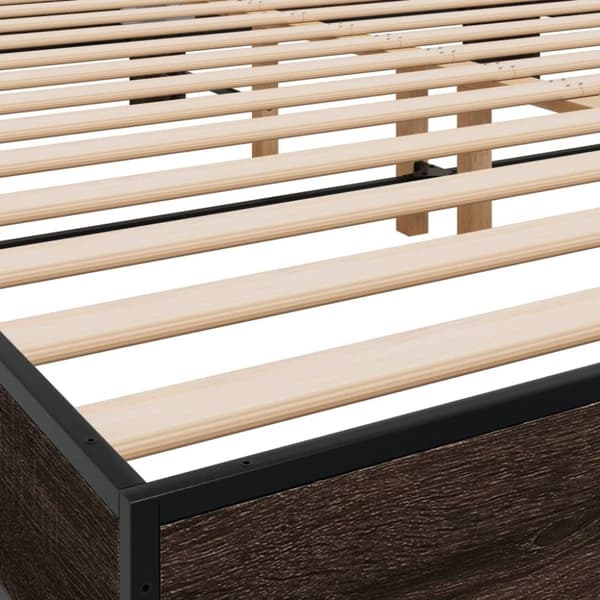 vidaXL Sengeramme brun eik 200x200 cm konstruert tre og metall