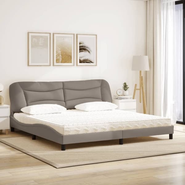 vidaXL seng med madras 200x200 cm stof gråbrun