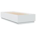 Miniatyrbillede 9 af 11: The Living Store sengeramme med LED-lys 90x200 cm konstrueret træ hvid -  Senge & sengeramme