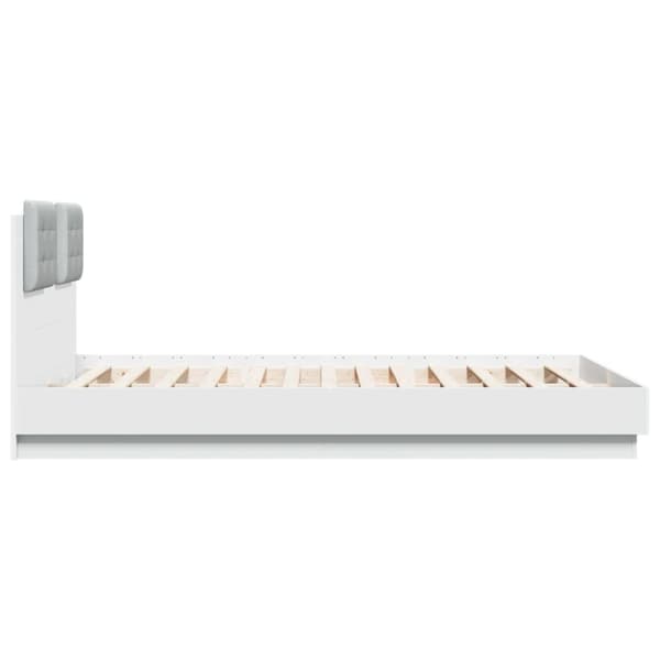 The Living Store sengeramme med sengegavl og LED-lys 140x200 cm hvid - Senge & sengeramme