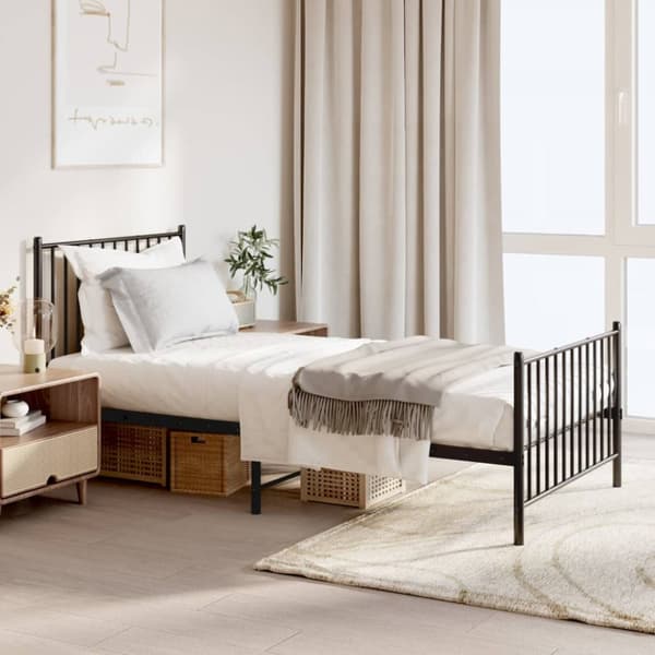 Sengeramme med sengegavl og fodgærde 90x190 cm metal sort - Sengestel - Sengeramme - Home & Living