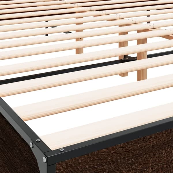 vidaXL Sängynrunko ruskea tammi 180x200 cm tekninen puu ja metalli