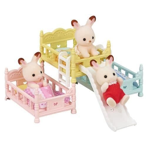 Sylvanian Families Våningssängar - Rosa - 5741 - Avtagbara kuddar, täcken, rutschkana och stegar