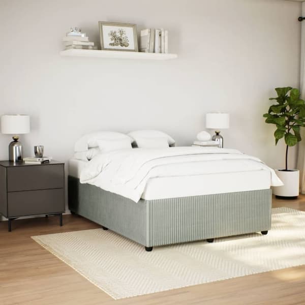 vidaXL sengeramme 140x190 cm fløjl lysegrå