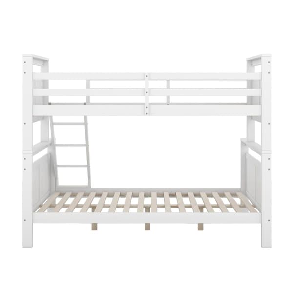Køjeseng 90/140x200cm i fyrretræ - med gelændere og stige - Hvid