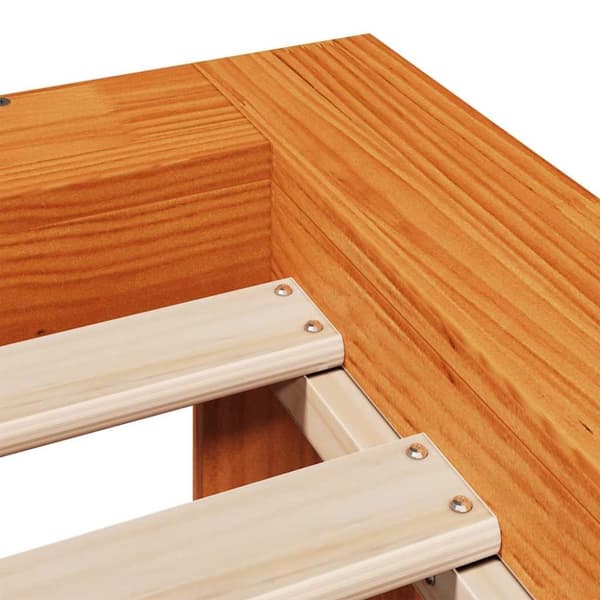 vidaXL Sengeramme uten madrass brun 135x190 cm heltre furu